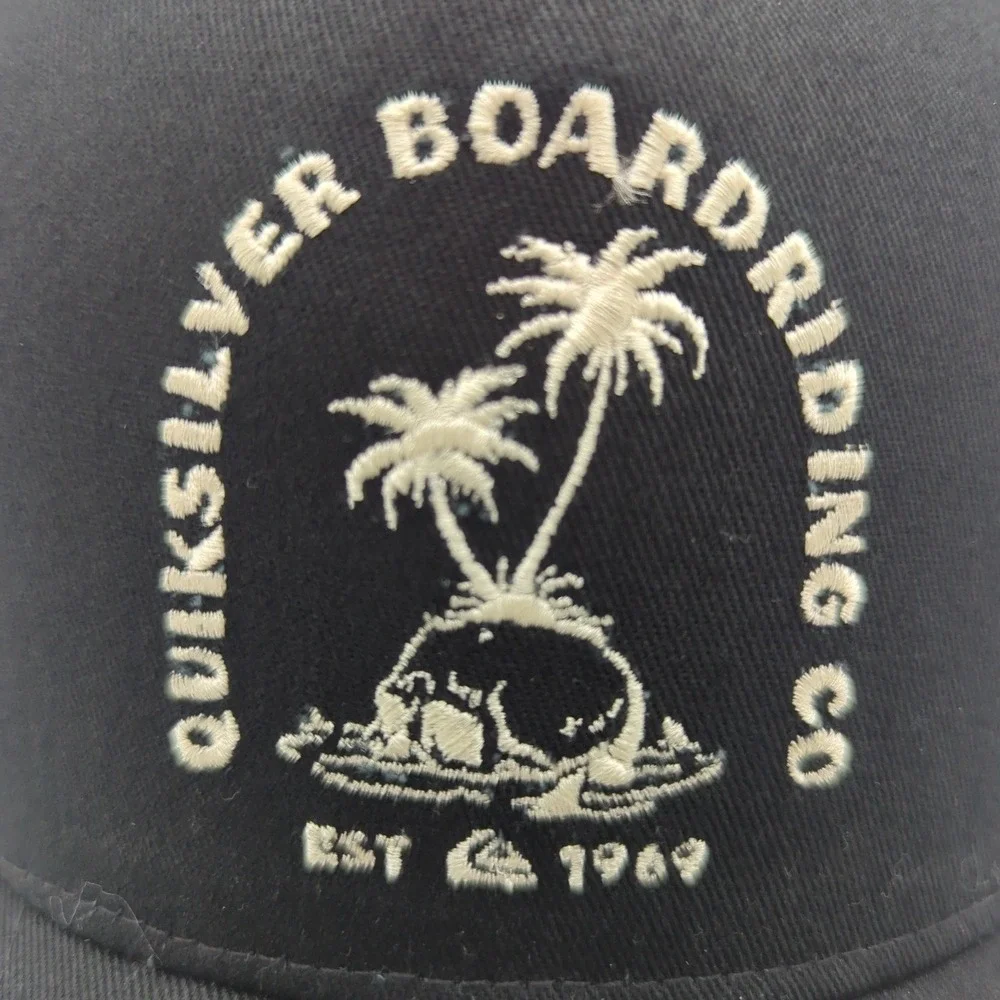 Quiksilver Boardriding Co Mens Black Mesh Trucker Hat Snapback Cap QSM25CA163